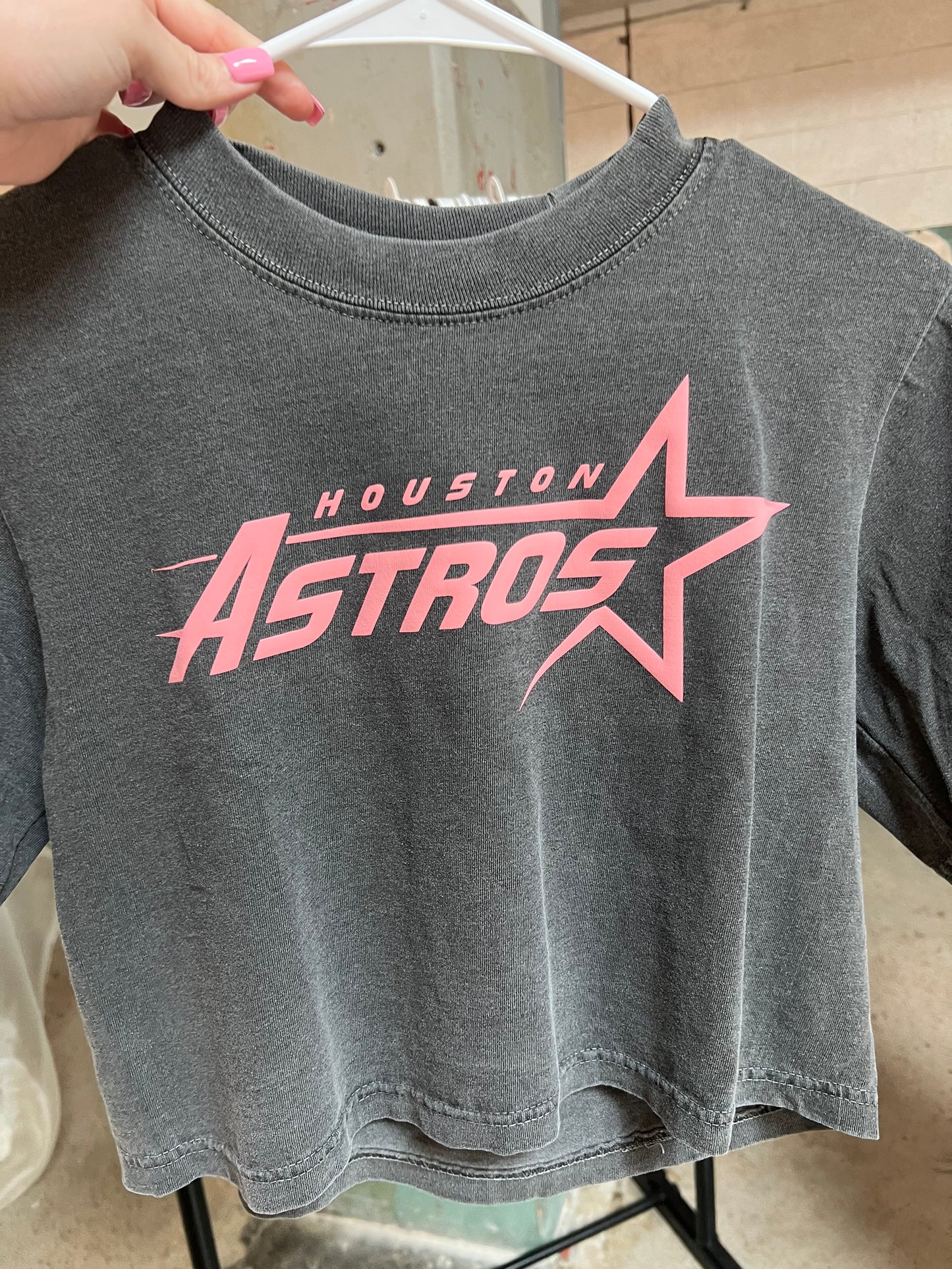 Astros puff pink crop top