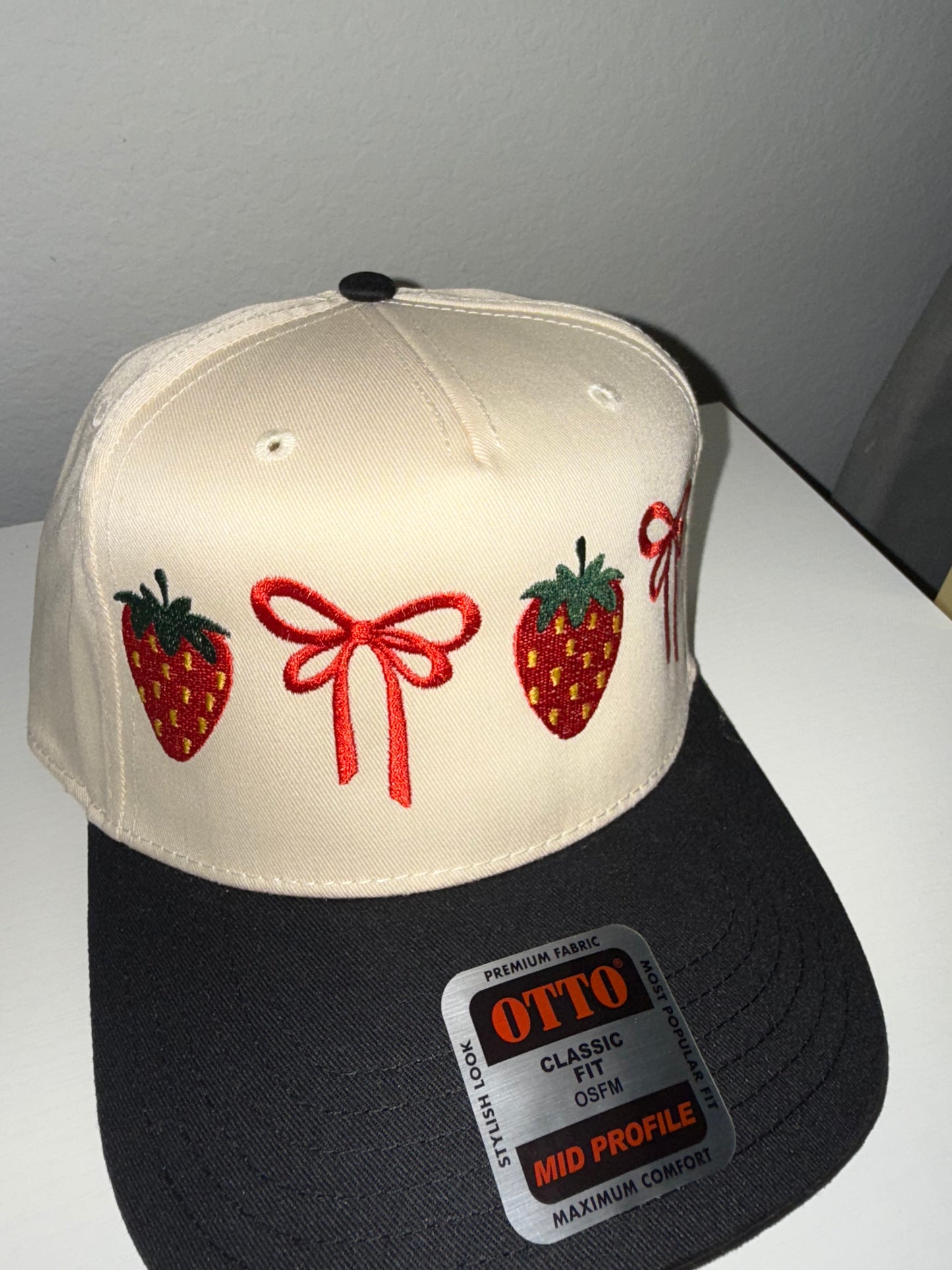 Coquette Fresa Hat